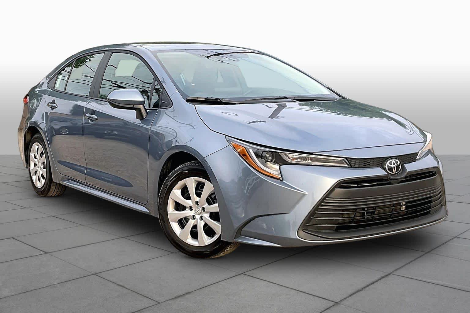 Used 2026 Celestite Toyota LE image 3