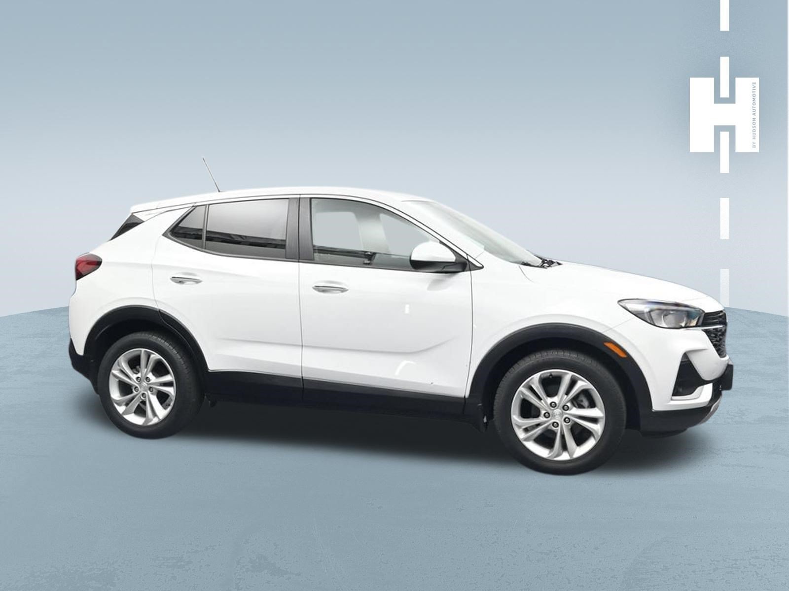 Used 2021 Summit White Buick Preferred image 3