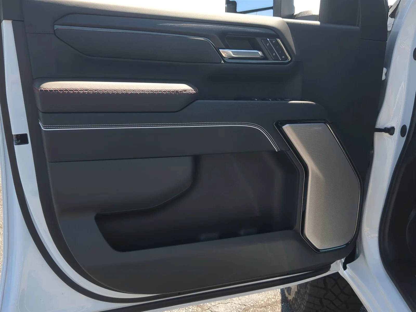 New 2026 Summit White GMC AT4X image 23