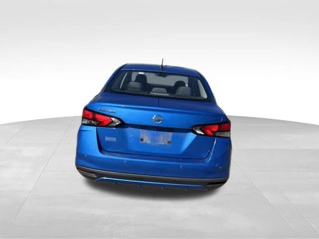 Used 2021 Blue Nissan 1.6 S image 8