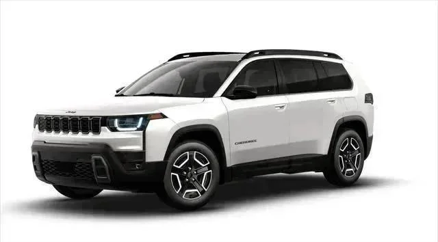New 2026 Bright White Clear-Coat Exterior Paint Jeep Laredo image 25