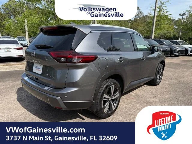 Used 2025 Gun Metallic Nissan SL image 6