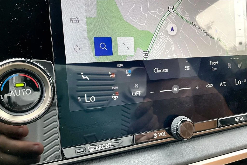 Used 2023 Green Lexus 350 Premium image 18