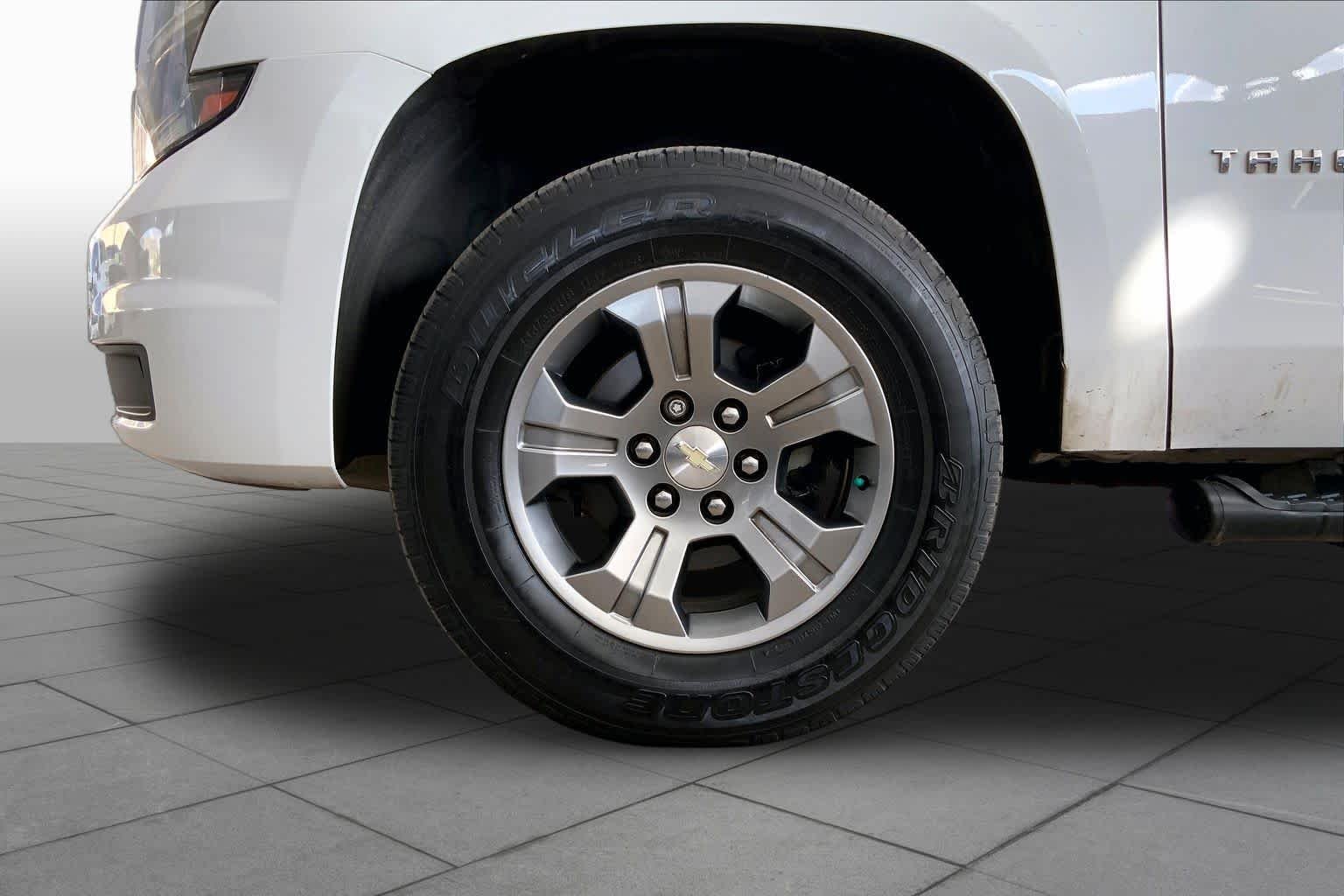 Used 2019 Summit White Chevrolet LT image 11