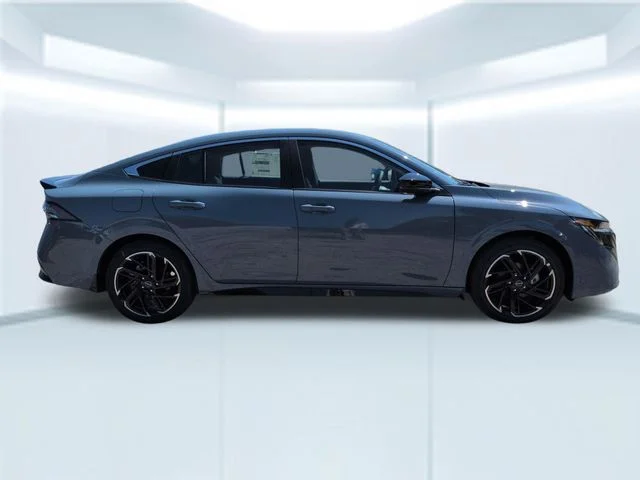 New 2026 Gray Nissan SR image 18