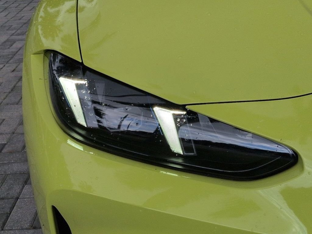 New 2027 Sao Paulo Yellow BMW Competition image 10