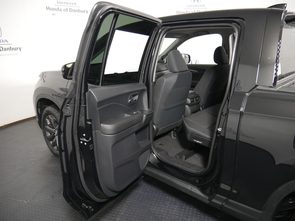 2026 Honda Ridgeline Sport - Photo 11