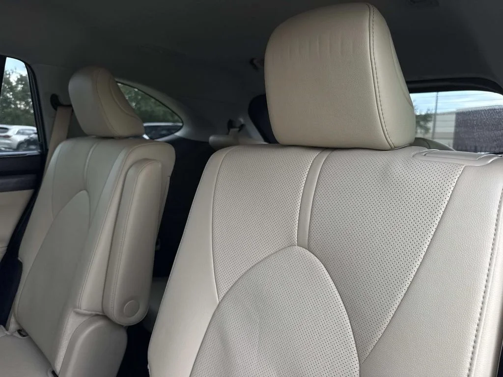 Used 2024  Toyota Limited image 14