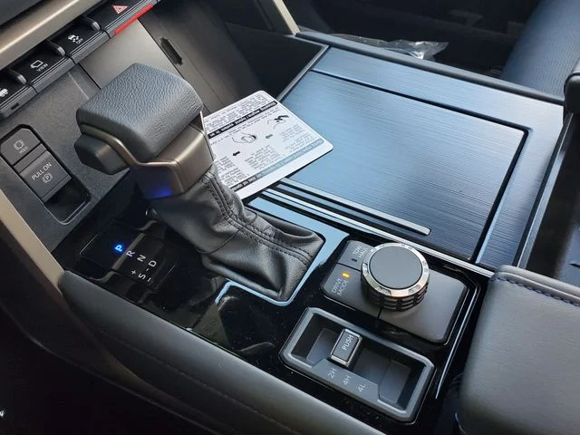 New 2026  Toyota Platinum image 39