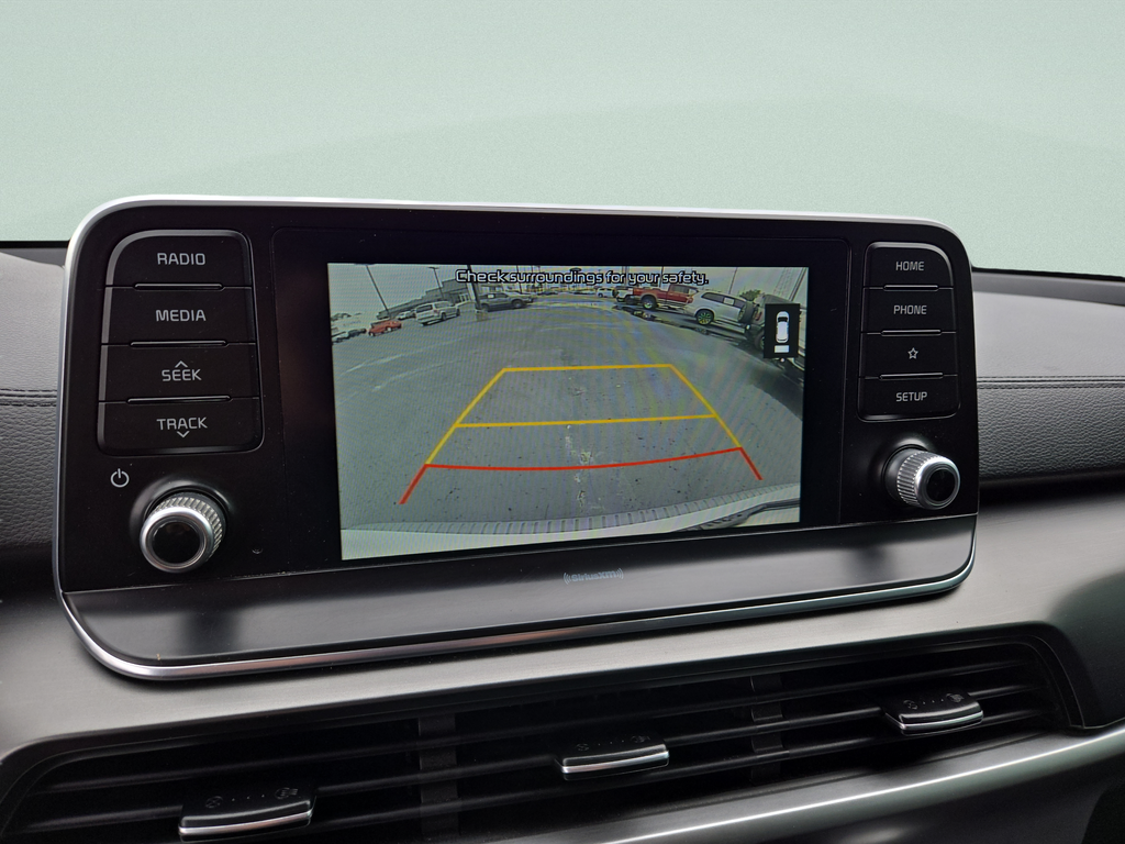 Used 2020 White Kia LX image 22