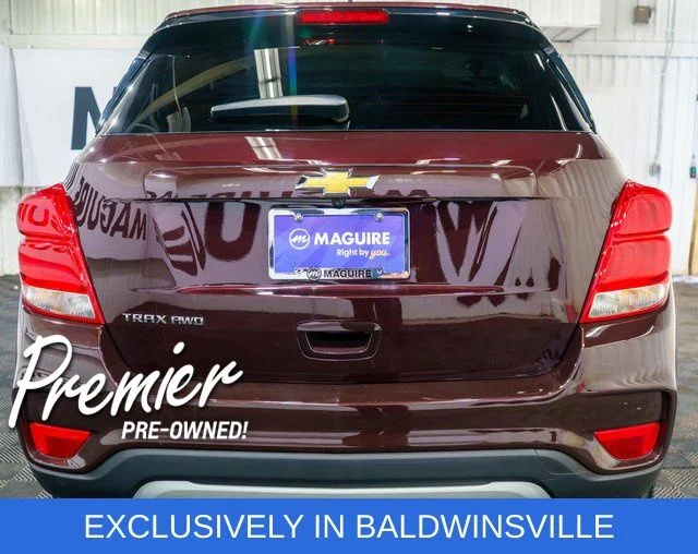 Used 2022 Red Chevrolet LT image 6