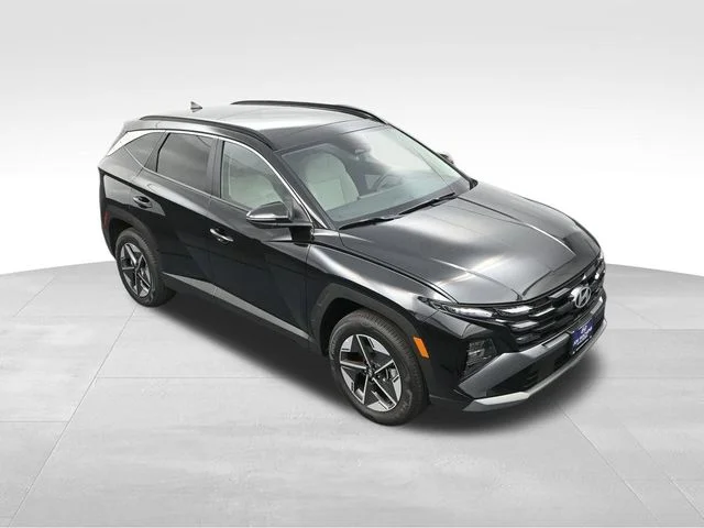 Used 2025 Gray Hyundai SEL Convenience image 24