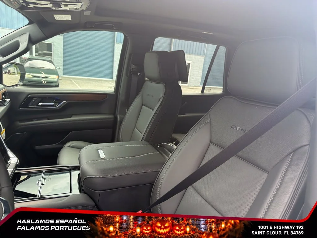 2026 GMC Yukon Denali - Photo 18
