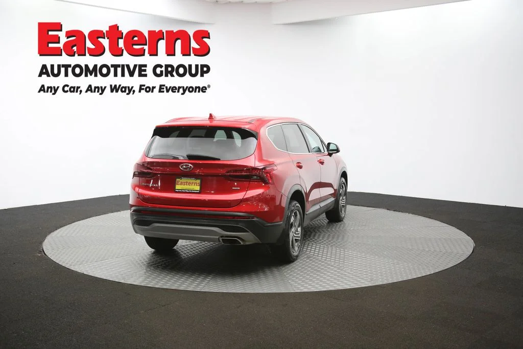 Used 2022 Red Hyundai SE image 38