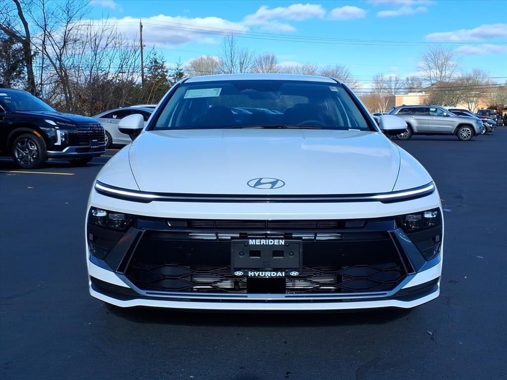 New 2026 Serenity White Pearl Hyundai SE image 2