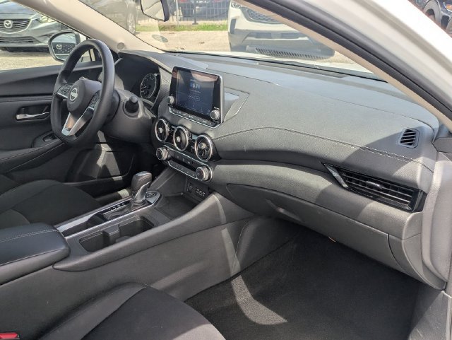 Used 2024 White Nissan SV image 29