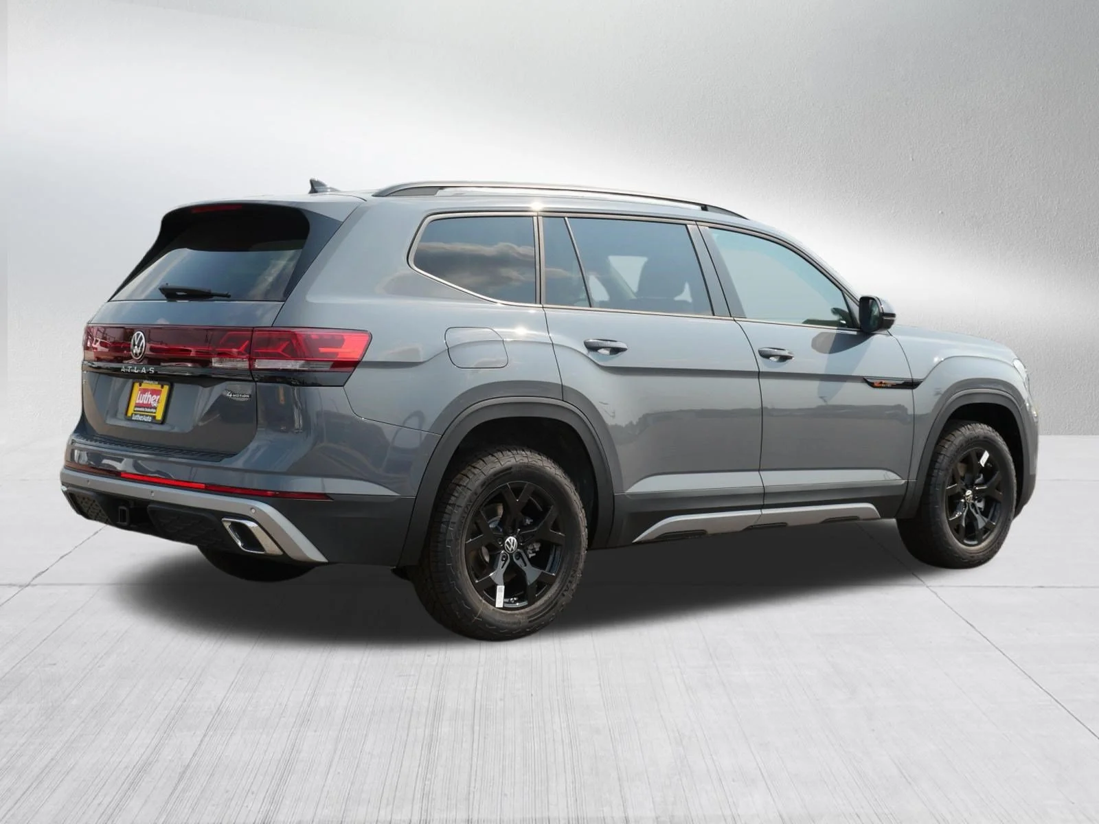 New 2026 Pure Gray Volkswagen 2.0T Peak Edition image 3