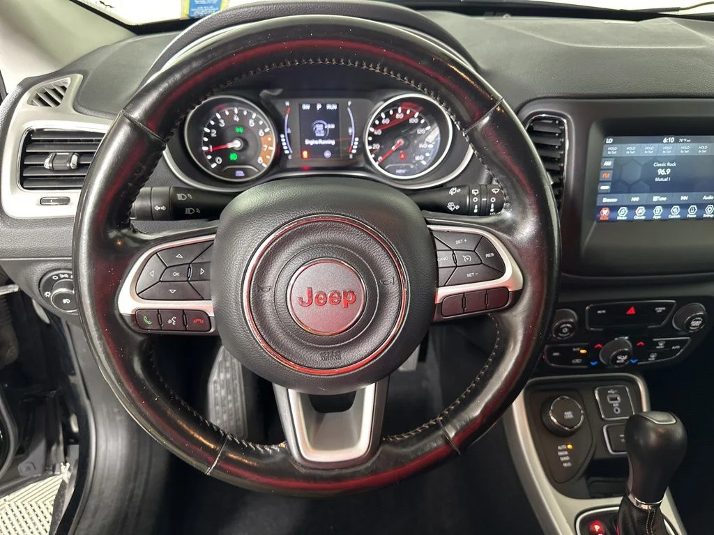 Used 2019 Black Jeep Latitude image 24