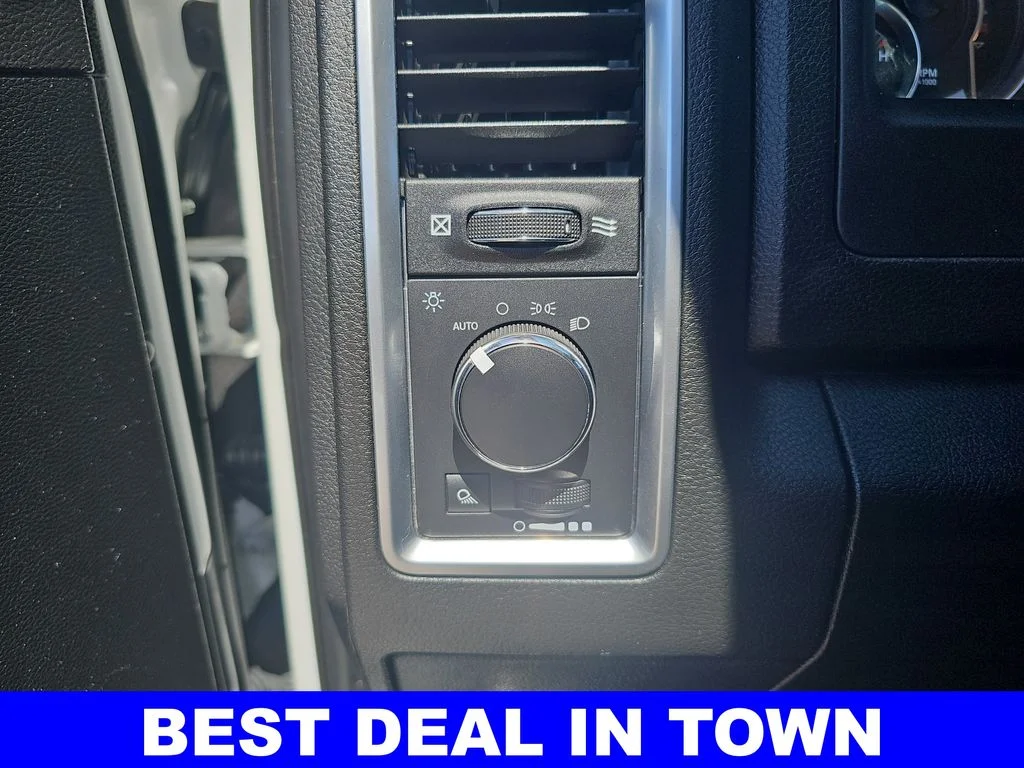 Used 2022 White Ram SLT image 25