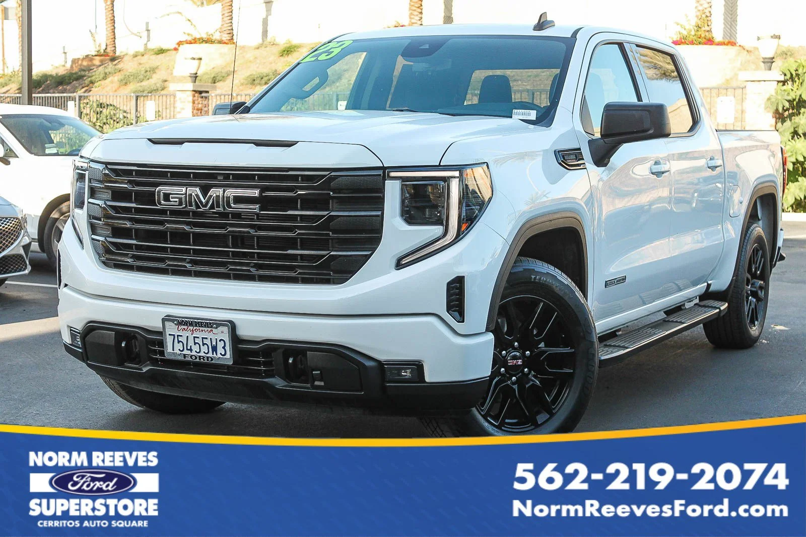 2023 GMC Sierra 2WD Crew Cab Short Box Elevation's photo