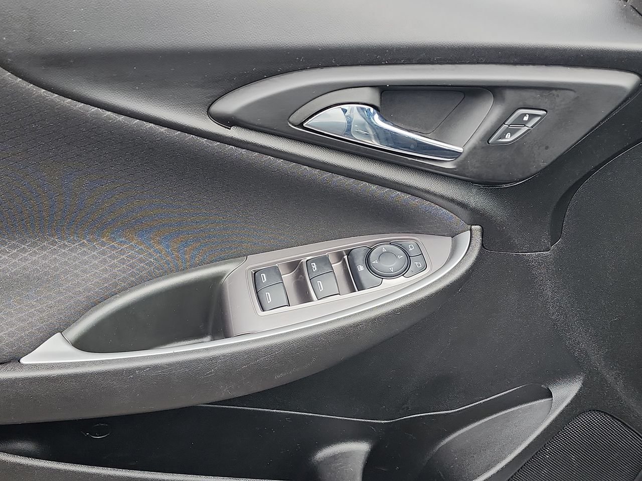 Used 2024 Gray Chevrolet LT image 13