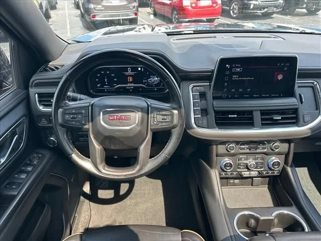 2023 GMC Yukon AT4 - Photo 17