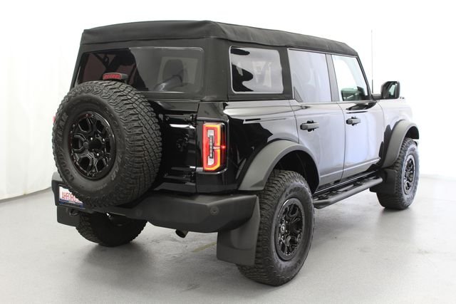 Used 2023 Shadow Black Ford Wildtrak image 9