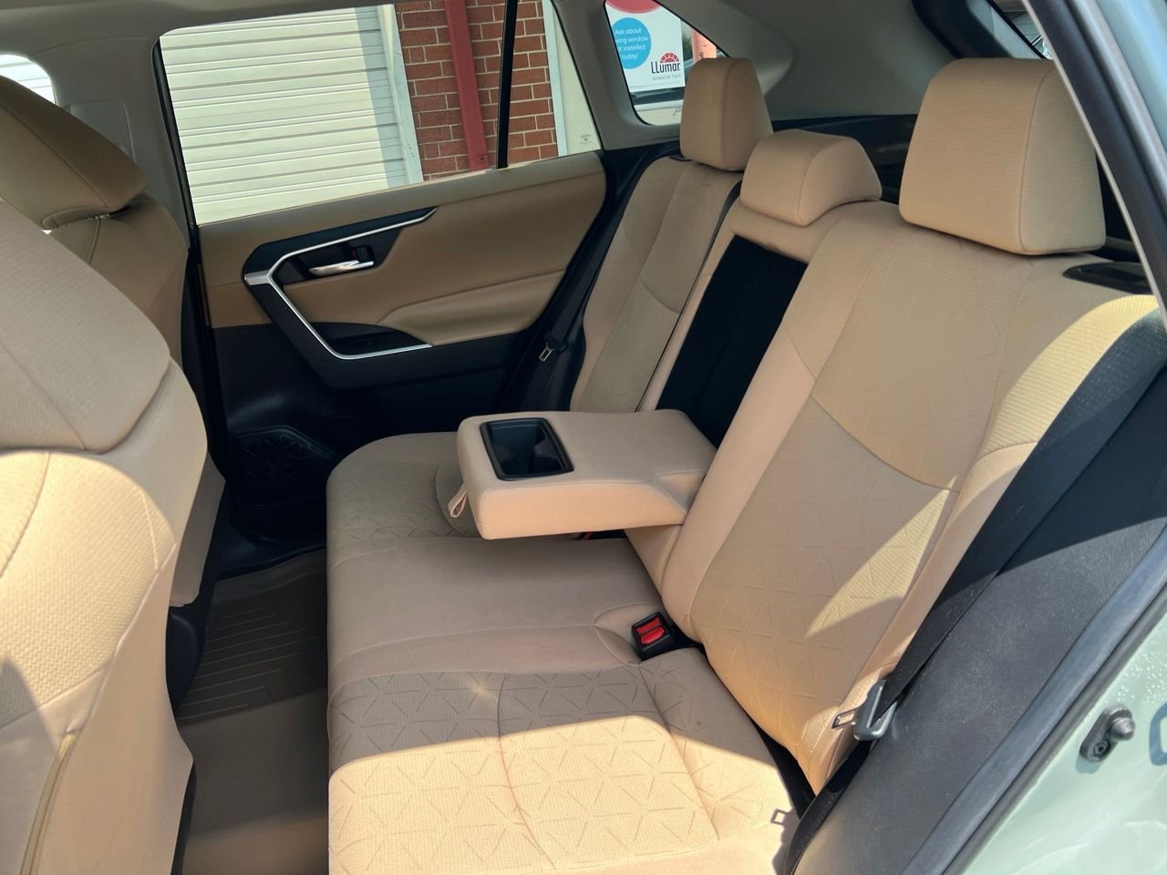 Used 2019 Gray Toyota XLE image 22