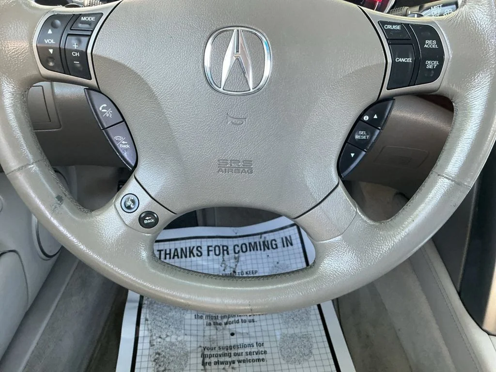 Used 2008 Silver Acura 3.5 image 19