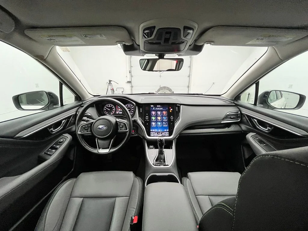 Used 2023 White Subaru Onyx Edition image 4
