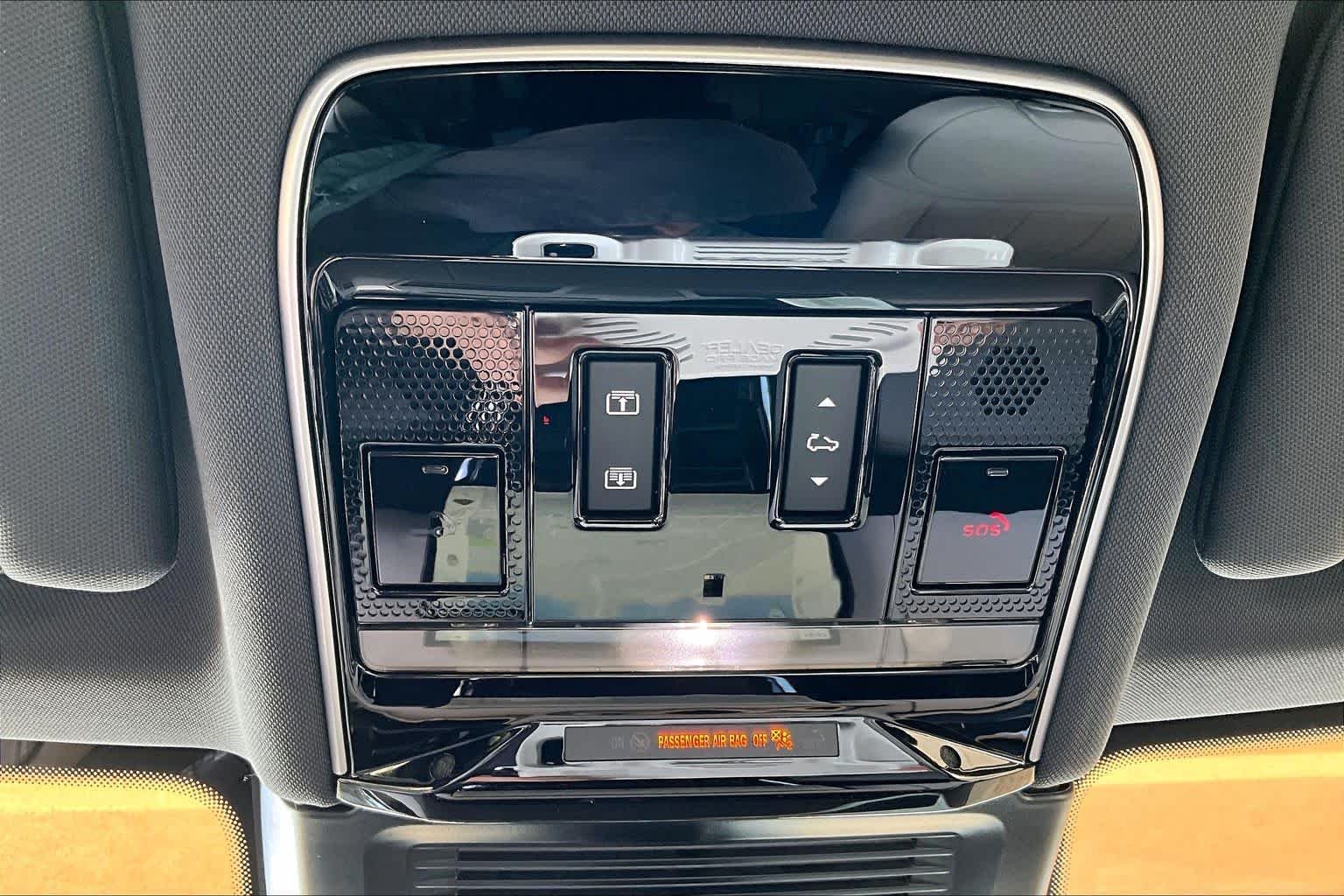 New 2026  Land Rover Dynamic SE image 18