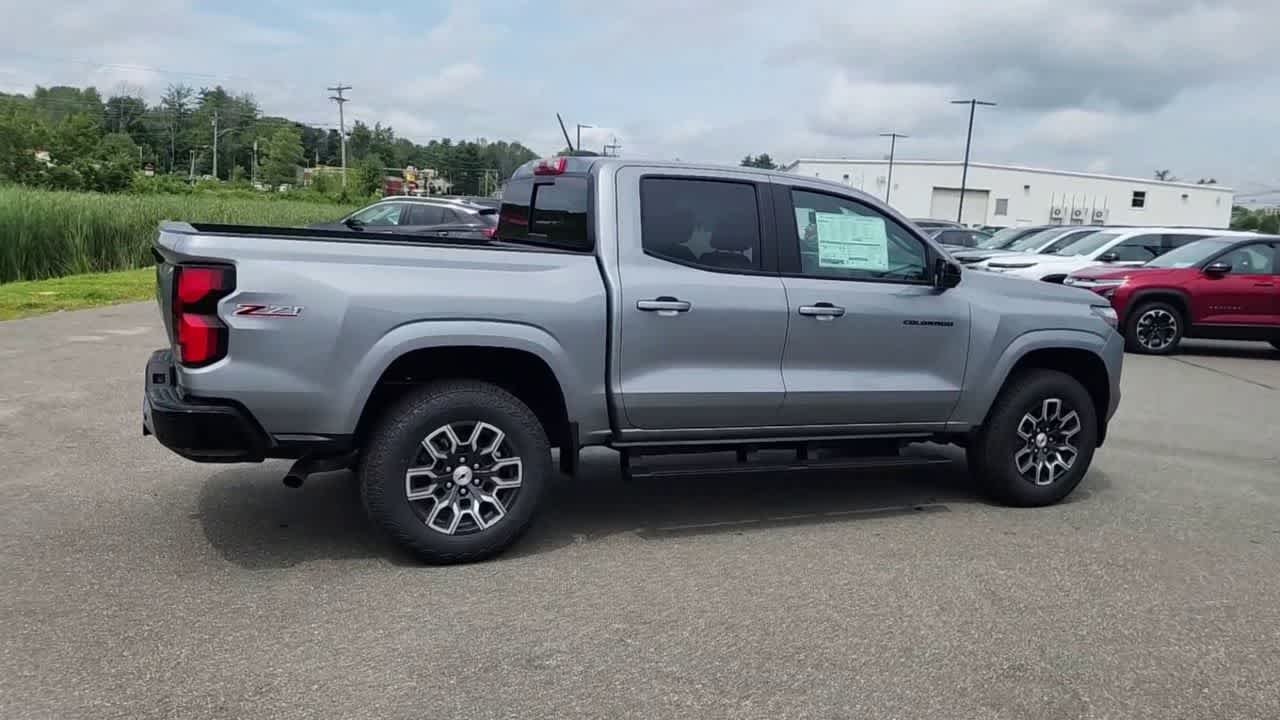 2026 Chevrolet Colorado Z71 - Photo 8