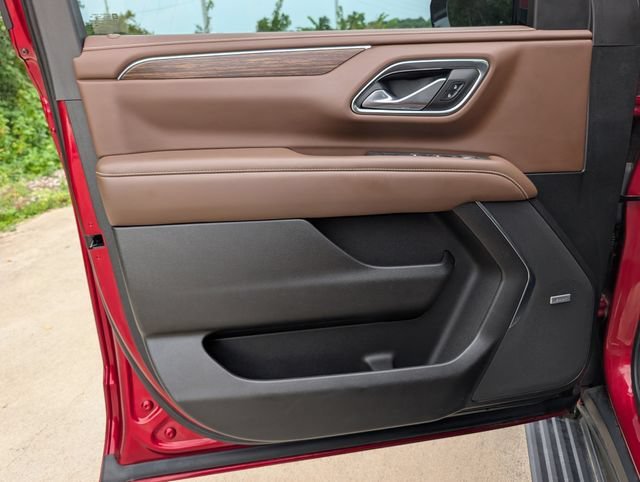 Used 2023 Radiant Red Tintcoat Chevrolet High Country image 18