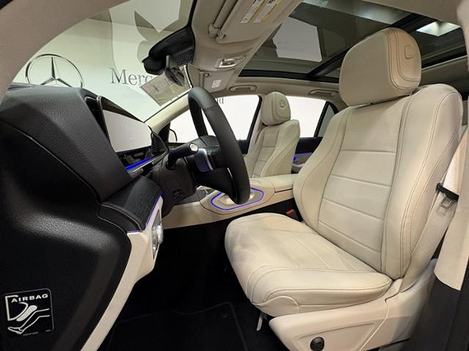 New 2026 Black Mercedes-Benz  image 7
