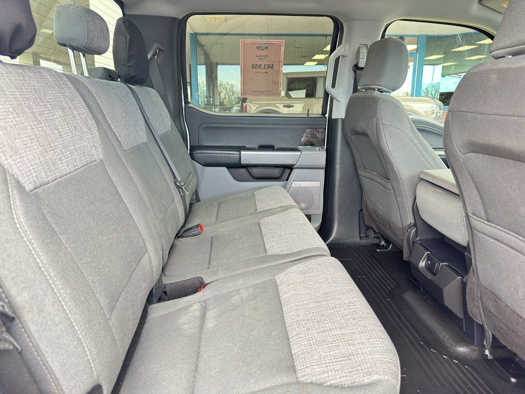 Used 2025 Oxford White Ford XLT image 33