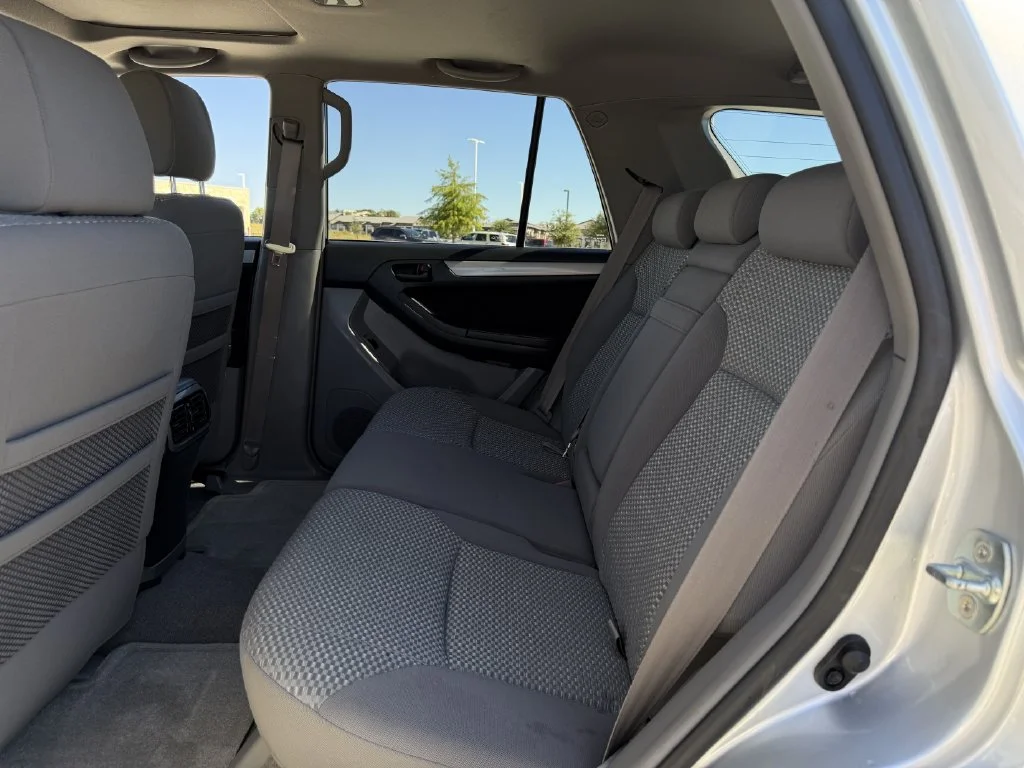 Used 2008 Silver Toyota SR5 image 27