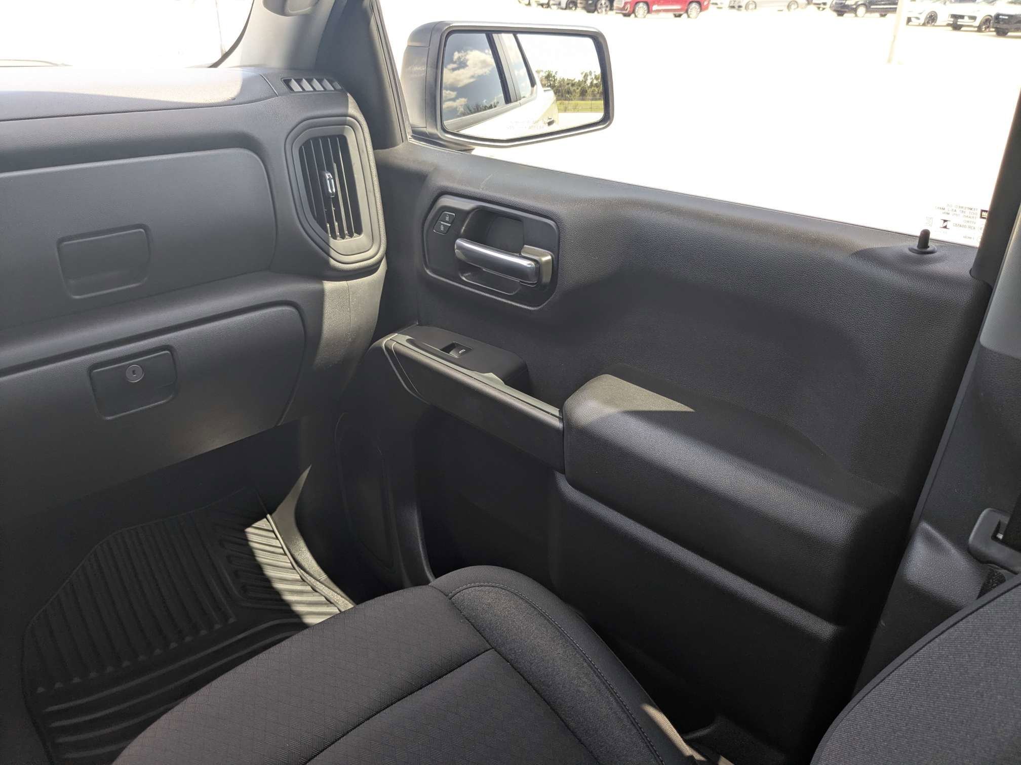 Used 2024 Summit White Chevrolet Custom Trail Boss image 20