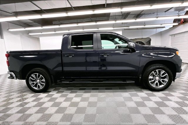 Used 2024 Dark Ash Metallic Chevrolet LT image 15