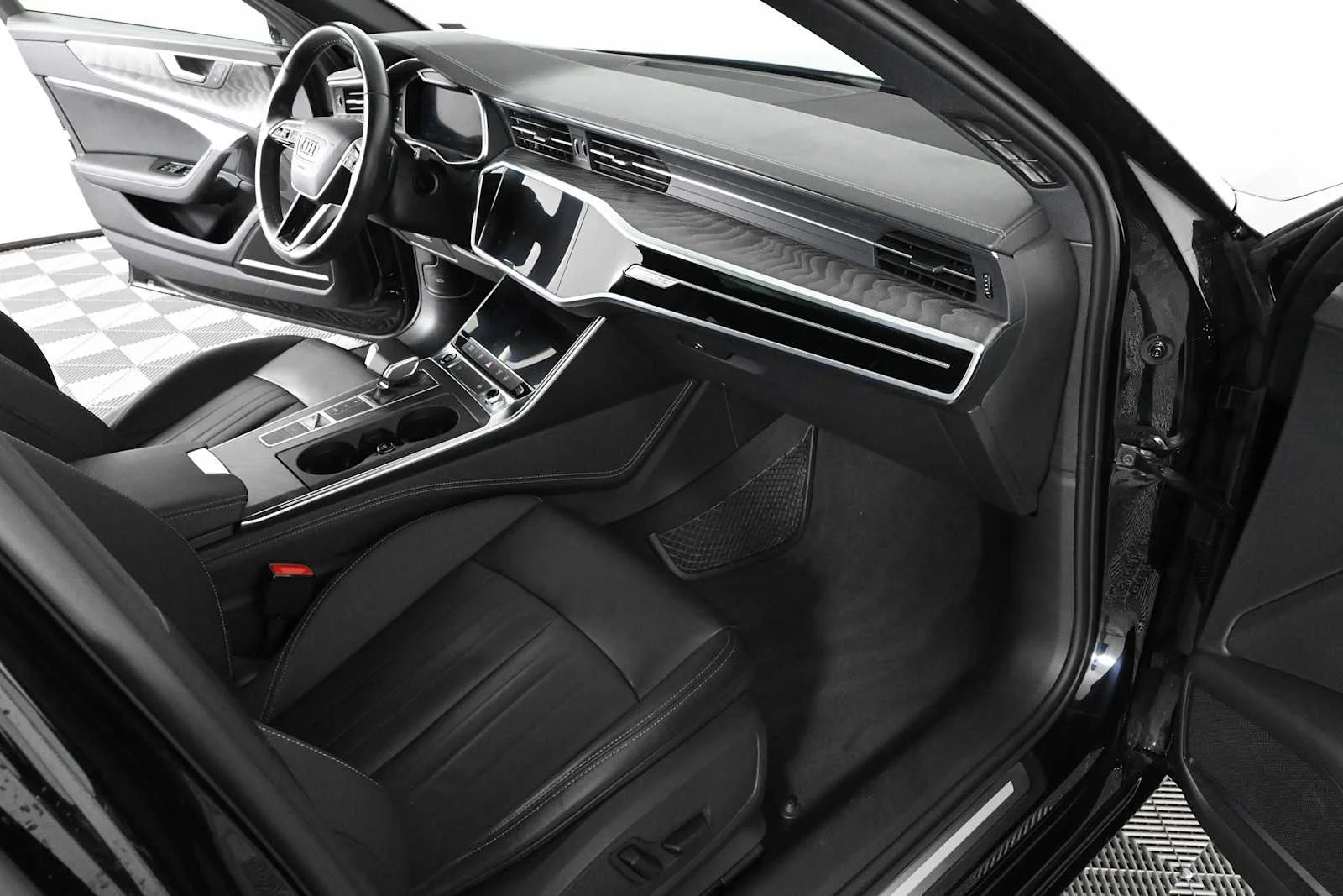 Used 2024 Brilliant Black Audi Premium Plus image 10