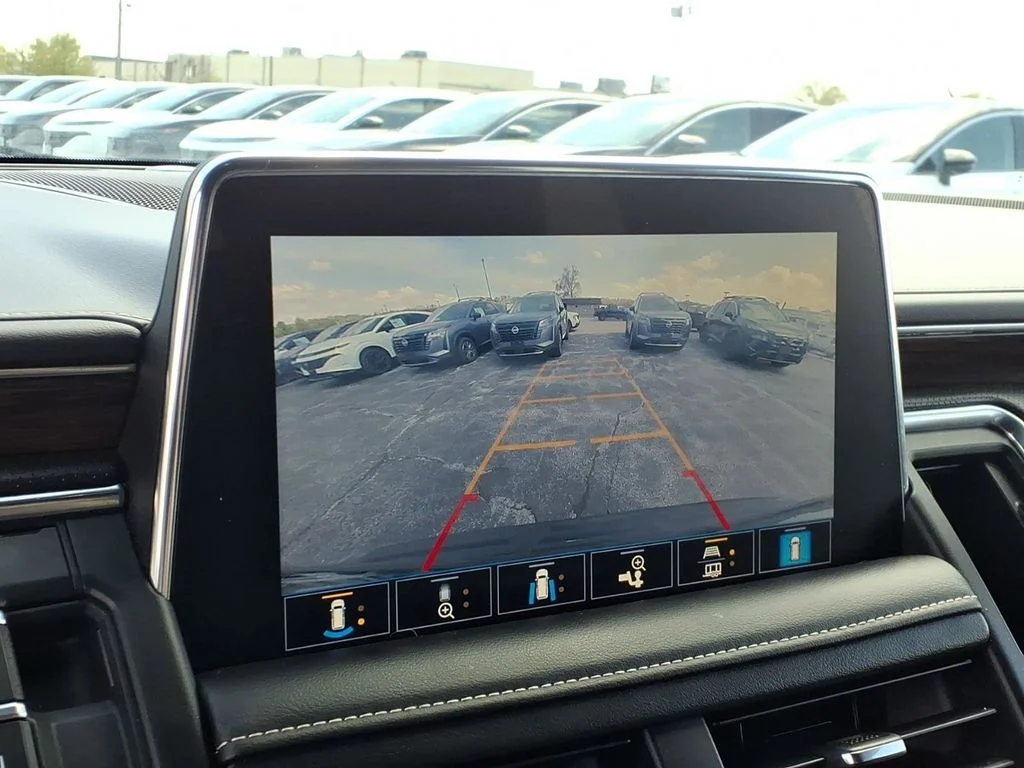 Used 2021 Black Chevrolet Premier image 12