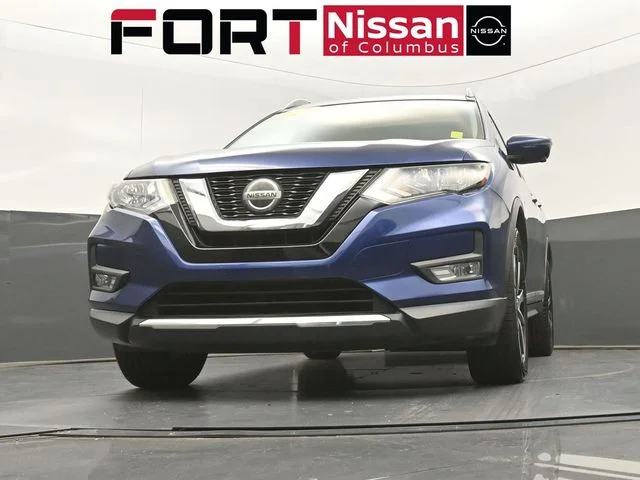 Used 2020 Blue Nissan SL image 29