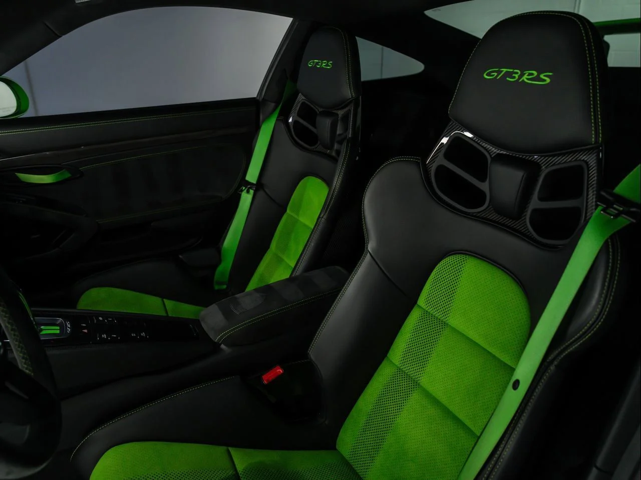 Used 2019 Green Porsche GT3 RS image 5