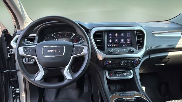 Used 2023 Silver GMC SLE image 9