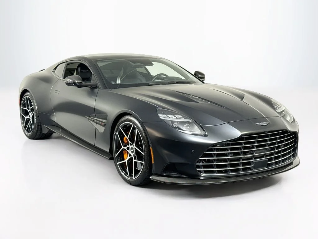 Used 2025 Oberon Black Aston Martin V12 image 7