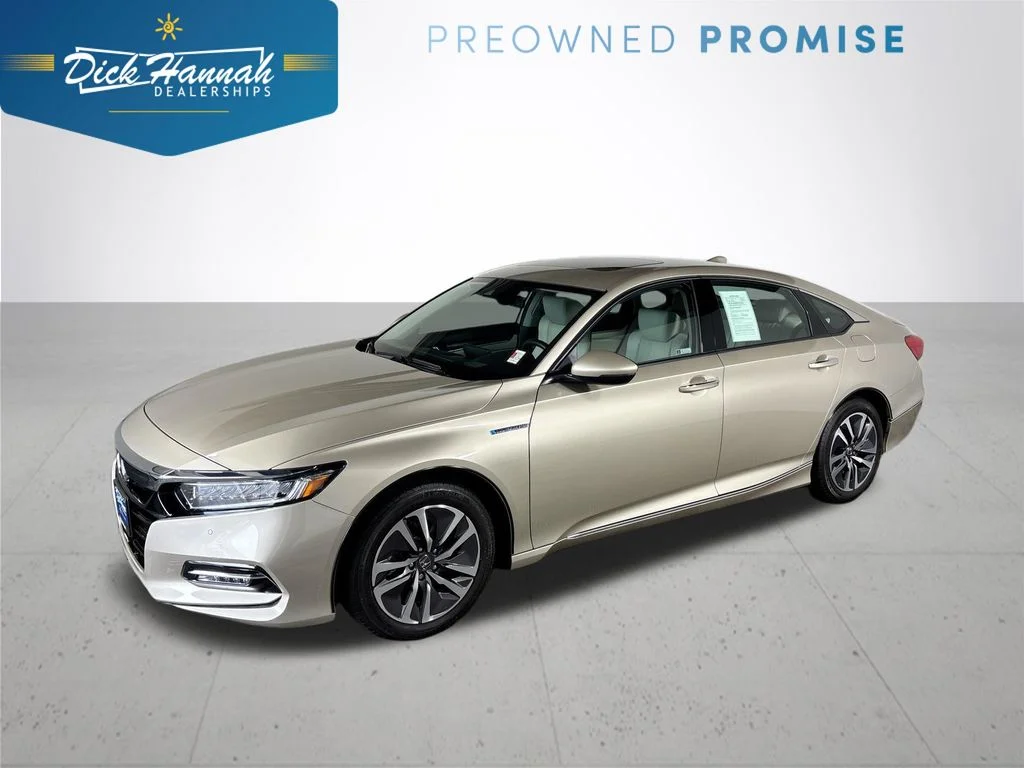 Used 2019 Gold Honda Touring image 1