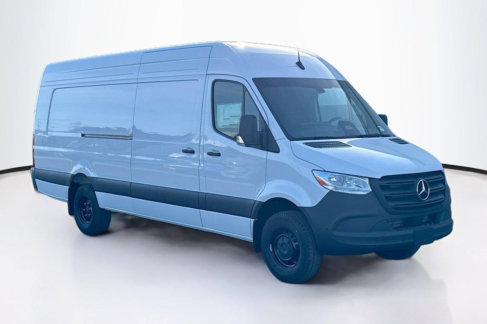 New 2026 Arctic White Mercedes-Benz  image 3