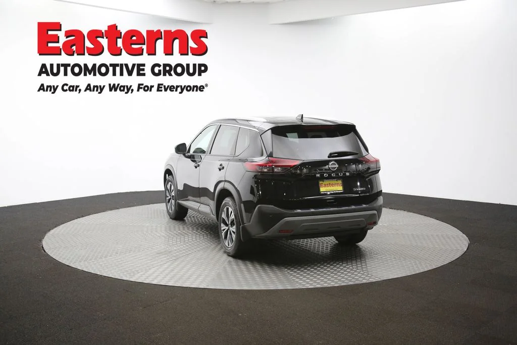 Used 2022 Black Nissan SV image 66