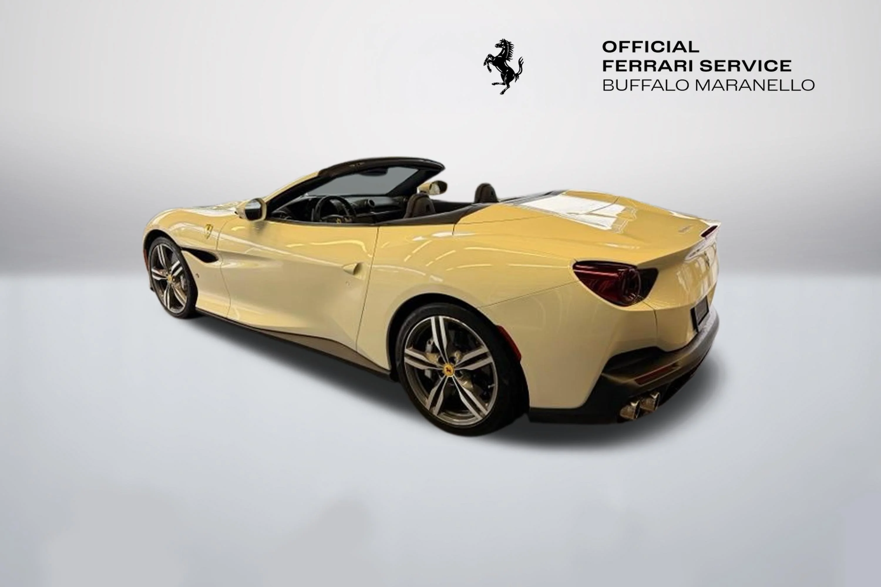 Certified Used 2019 Bianco Avus Ferrari Base image 5
