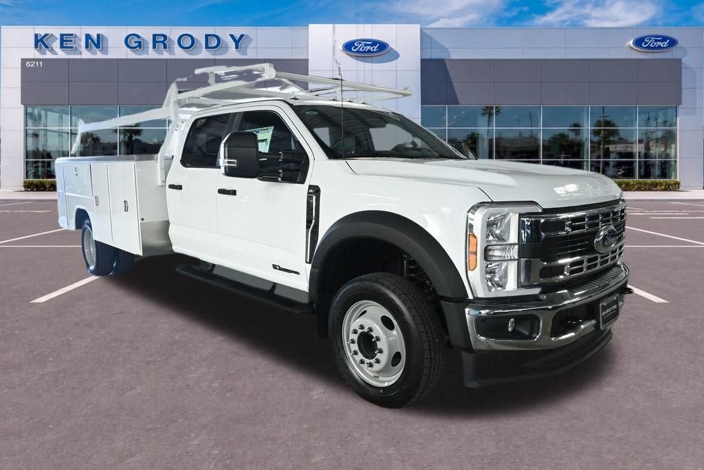 2026 Ford F-450 XL Crew Cab 203-In DRW's photo