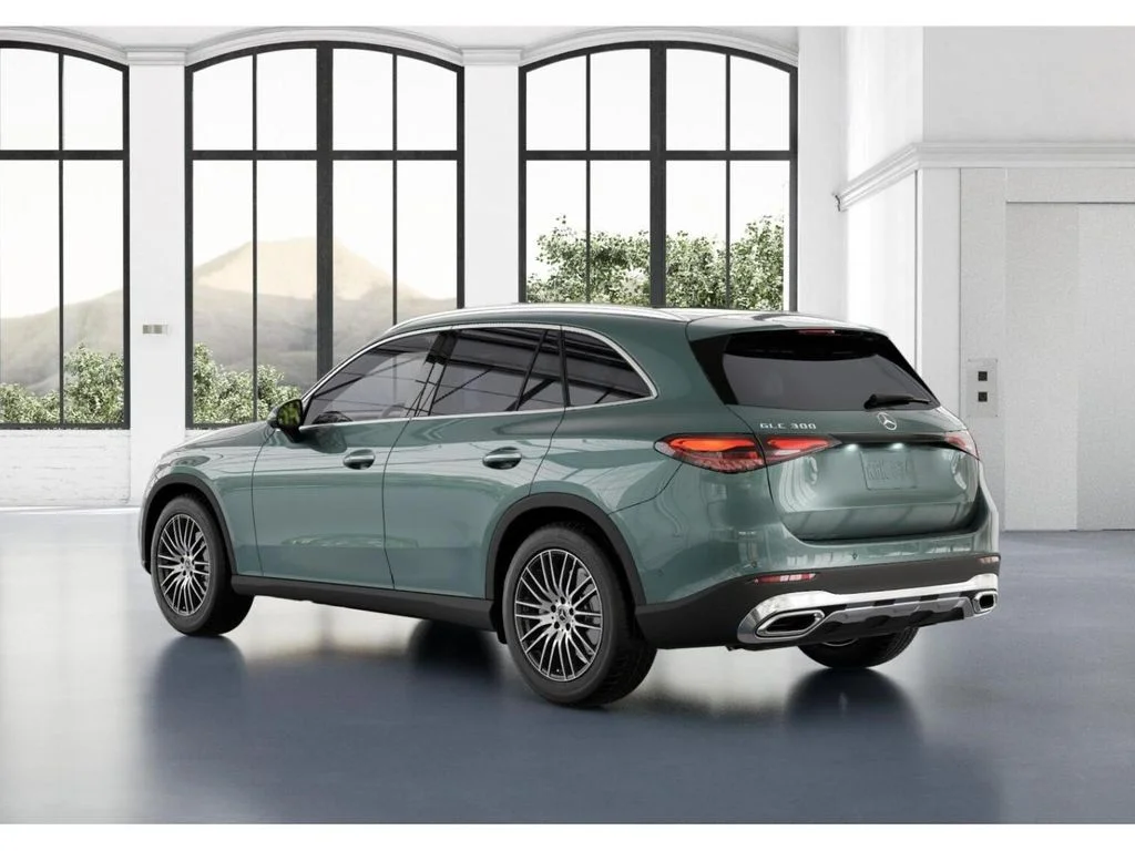 New 2026 Silver Mercedes-Benz GLC 300 image 29